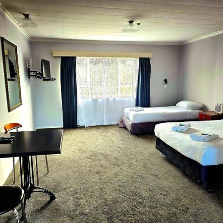 Putaruru Arms Motor Inn エクステリア 写真